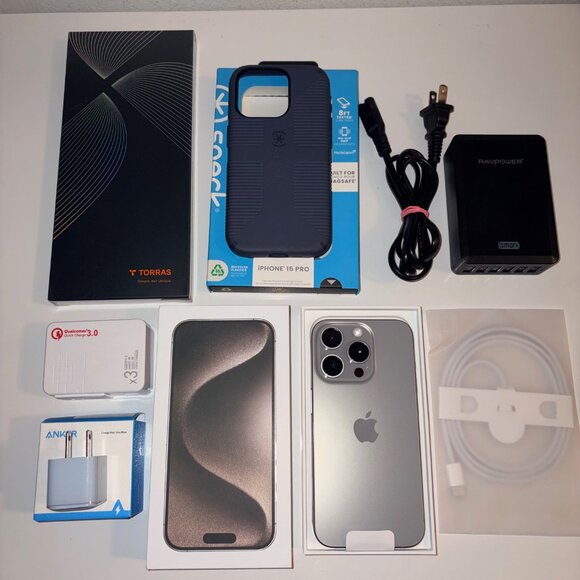 Apple Iphone 15 Pro NEW Unlocked 100% Battery Natural Titanium Many Accessories - Picture 1 of 3